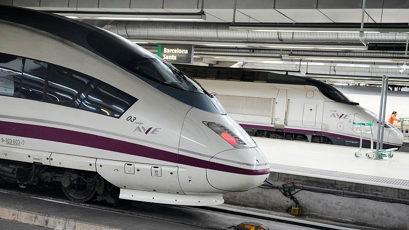 Adif reduce la velocidad máxima a 80km/h en un tramo de la línea entre Madrid y Barcelona por una rotura en la vía