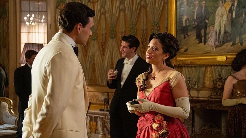 La Promesa: Curro confiesa a Martina su intención de pedir matrimonio a Ángela