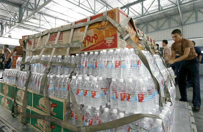 ENVÍO DE ALIMENTOS Y MEDICAMENTOS TRAS EL PASO DEL CICLÓN NARGIS