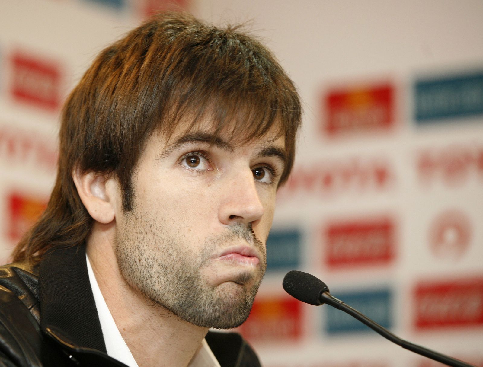 Valencia's captain Albelda attends a news conference in Valencia