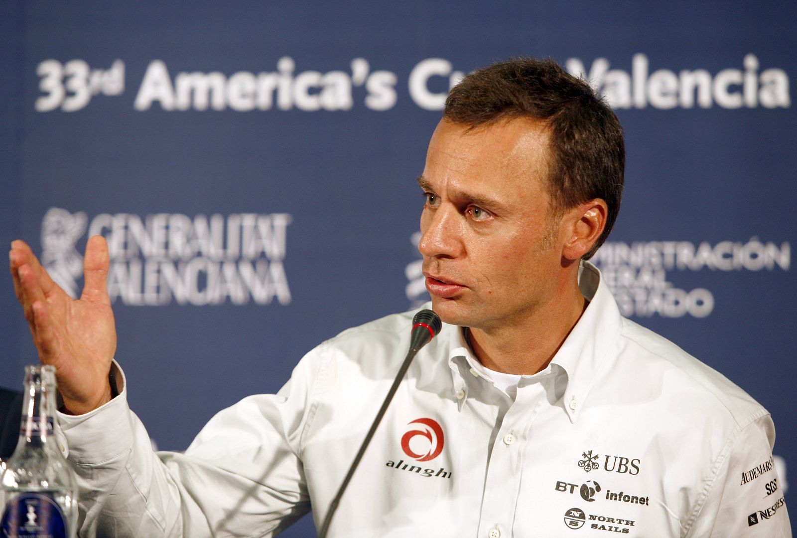 El Alinghi quiere volver a Valencia