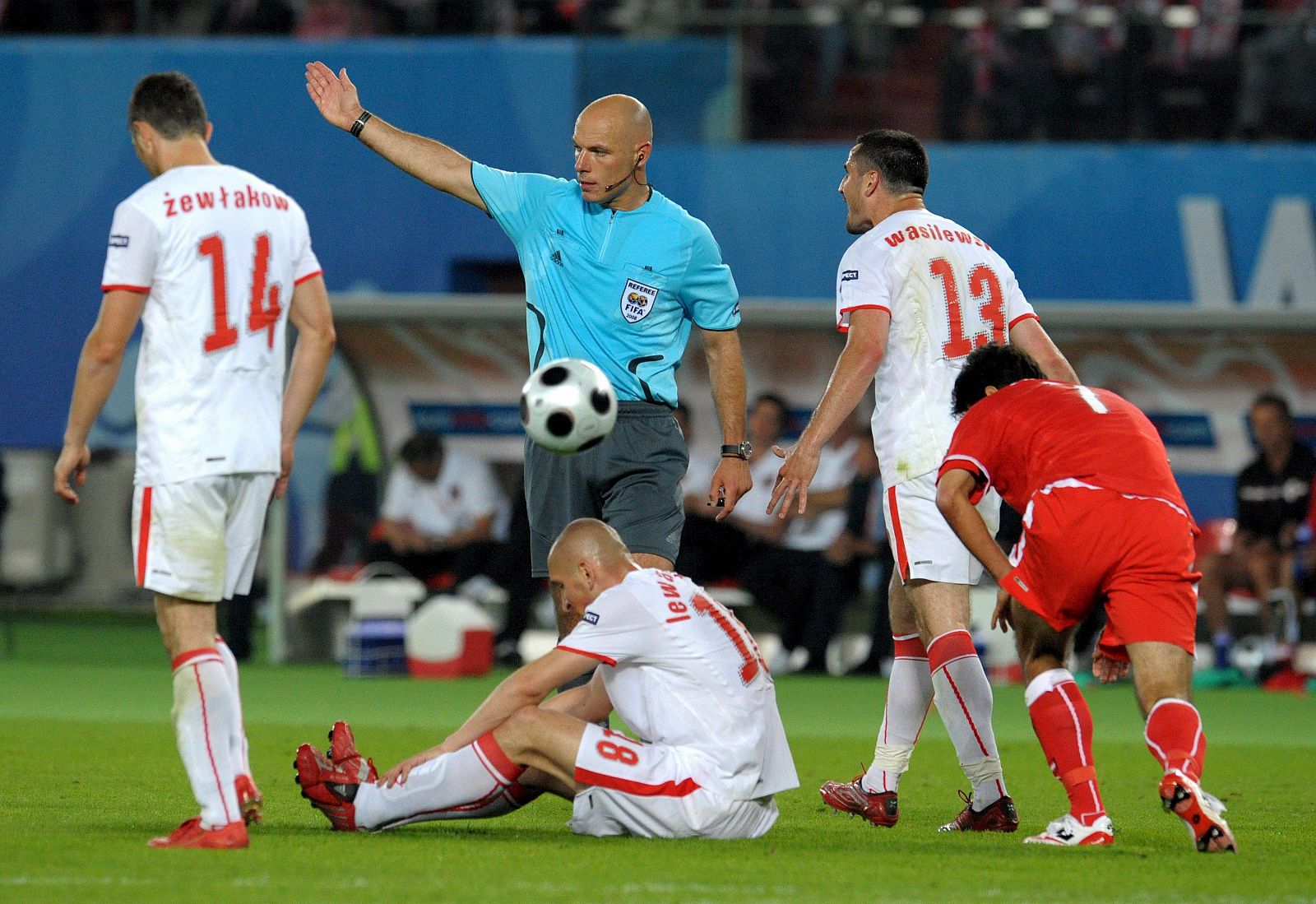 Polonia deberá ganar con claridad a la líder Croacia y esperar el resultado de Alemania.