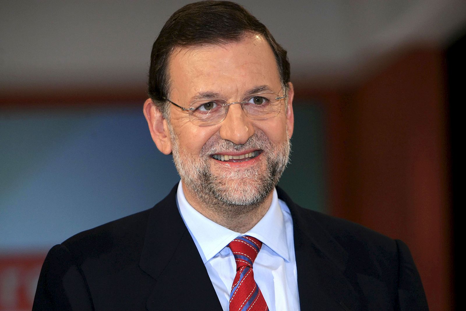 El presidente del PP, Mariano Rajoy, antes de la entrevista que ha concedido a la cadena Antena 3.