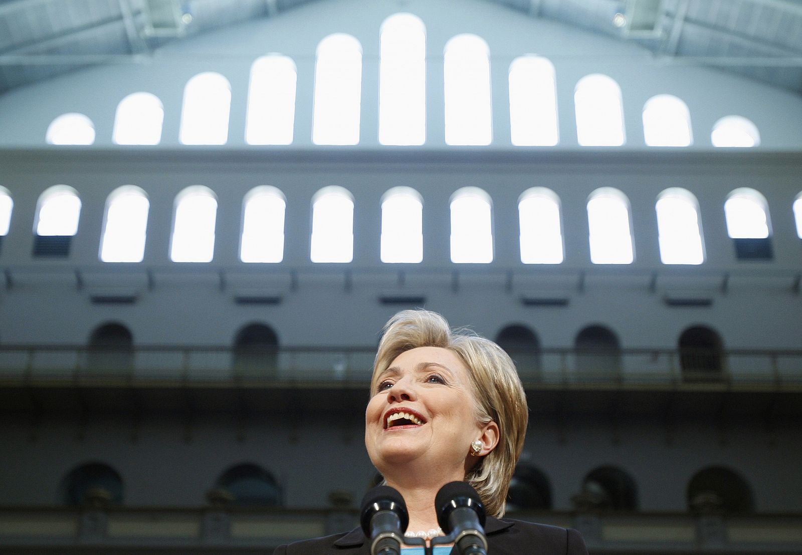 Hillary Clinton habla en el Museo Nacional de Washington