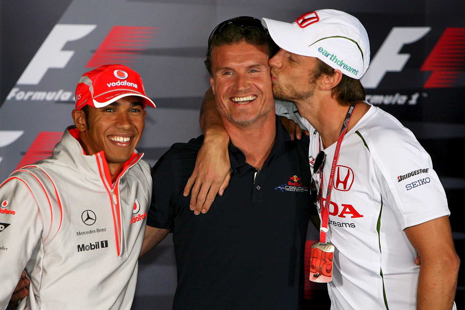 Coulthard se retira