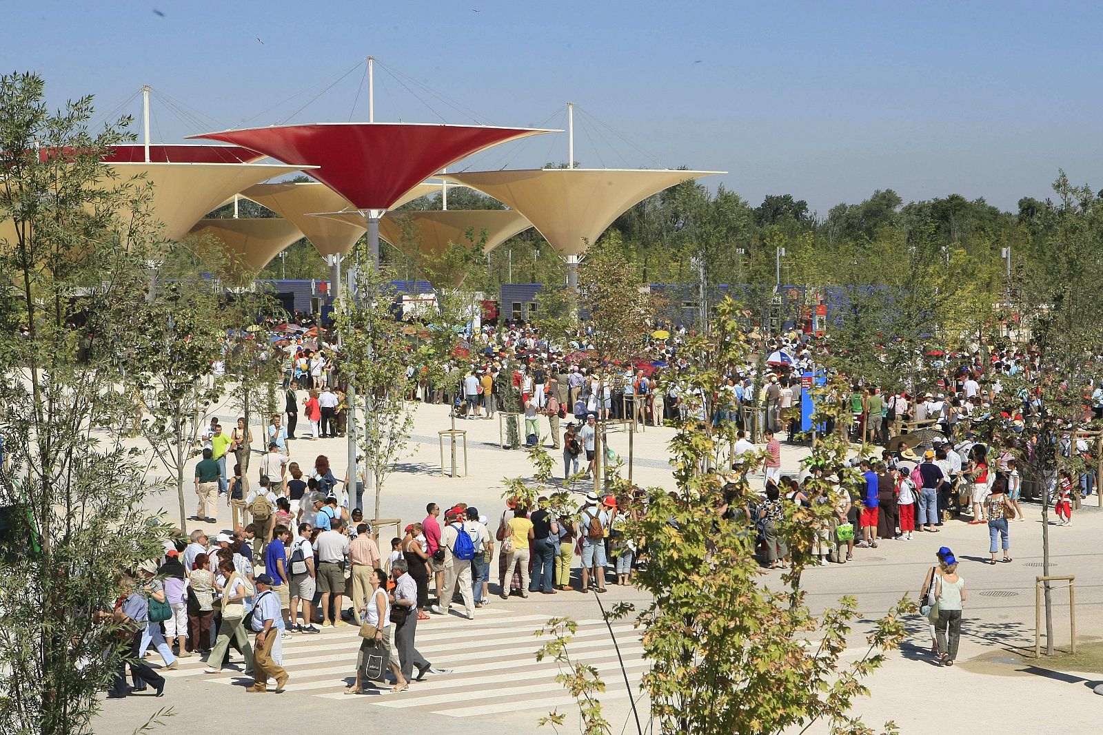 Imágen de la entrada de la Expo de Zaragoza