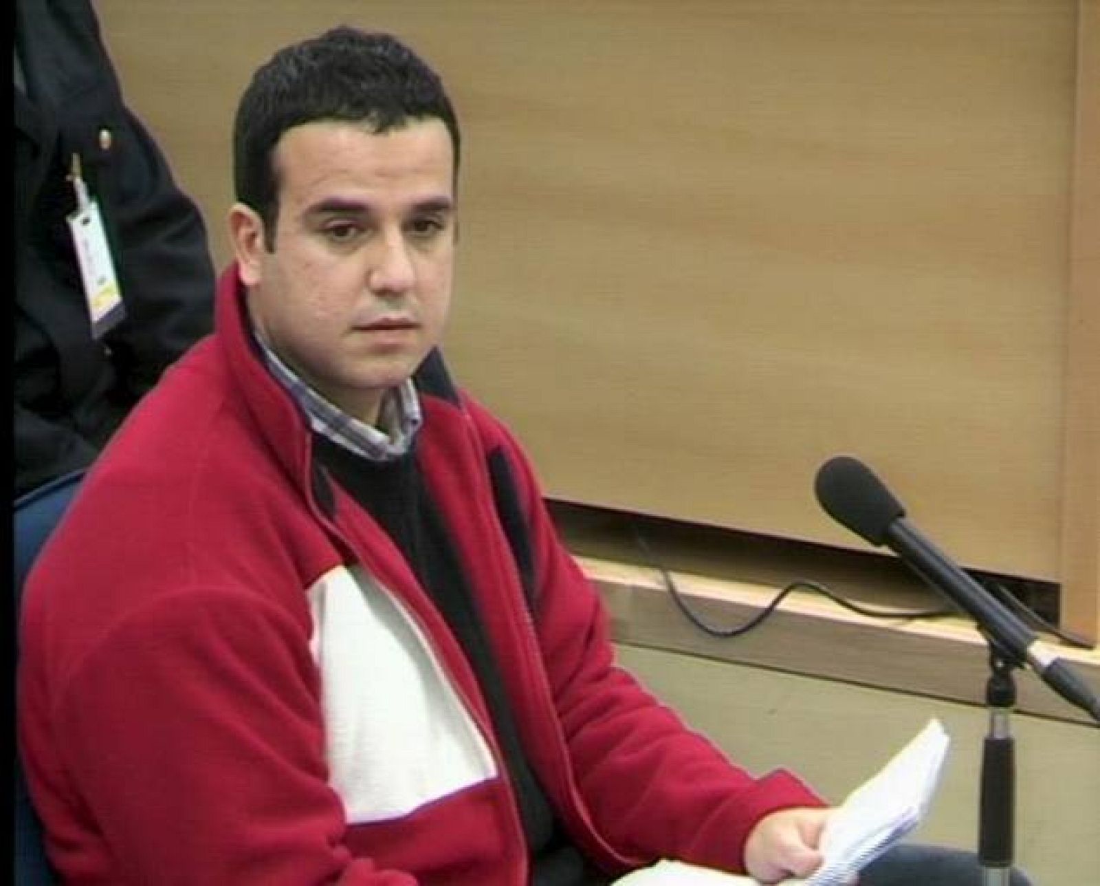 Basel Ghalyoun ha sido repatriado a Siria por su irregularidad