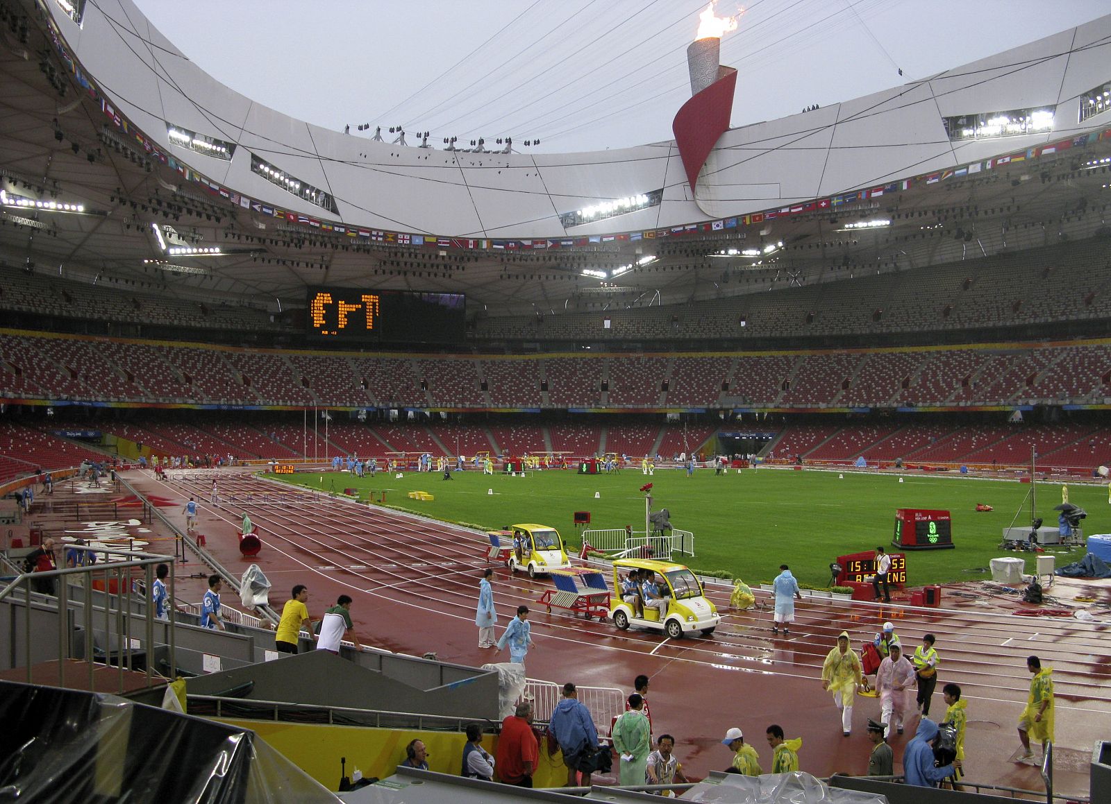 'El nido' se pone a punto para el inicio del atletismo