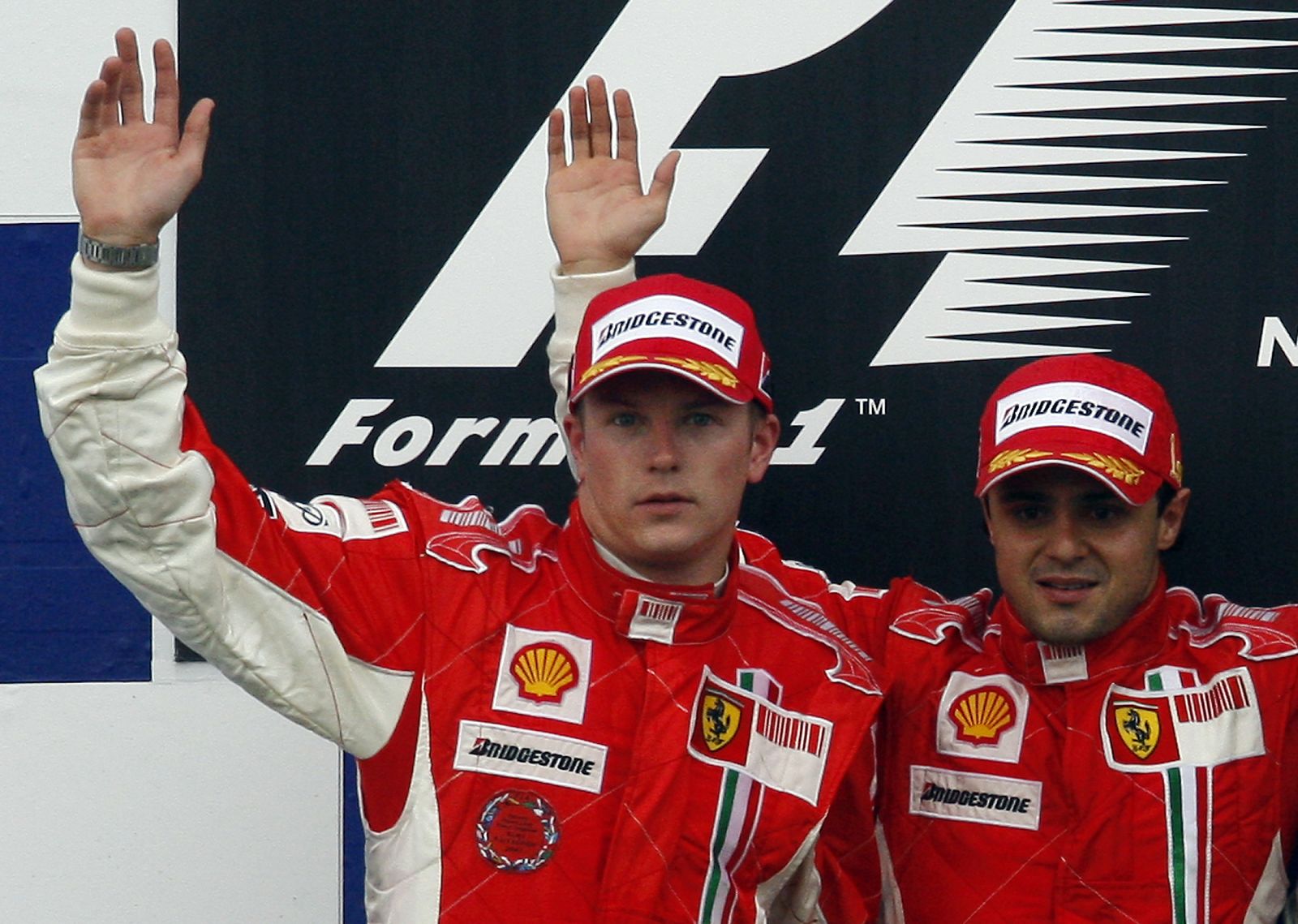 Montezemolo confirma a Raikkonen  y Massa como pilotos de Ferrari en 2009