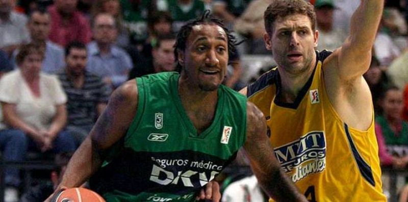 El DKV Joventut gana por 83-81 al Estudiantes en un final apasionante.