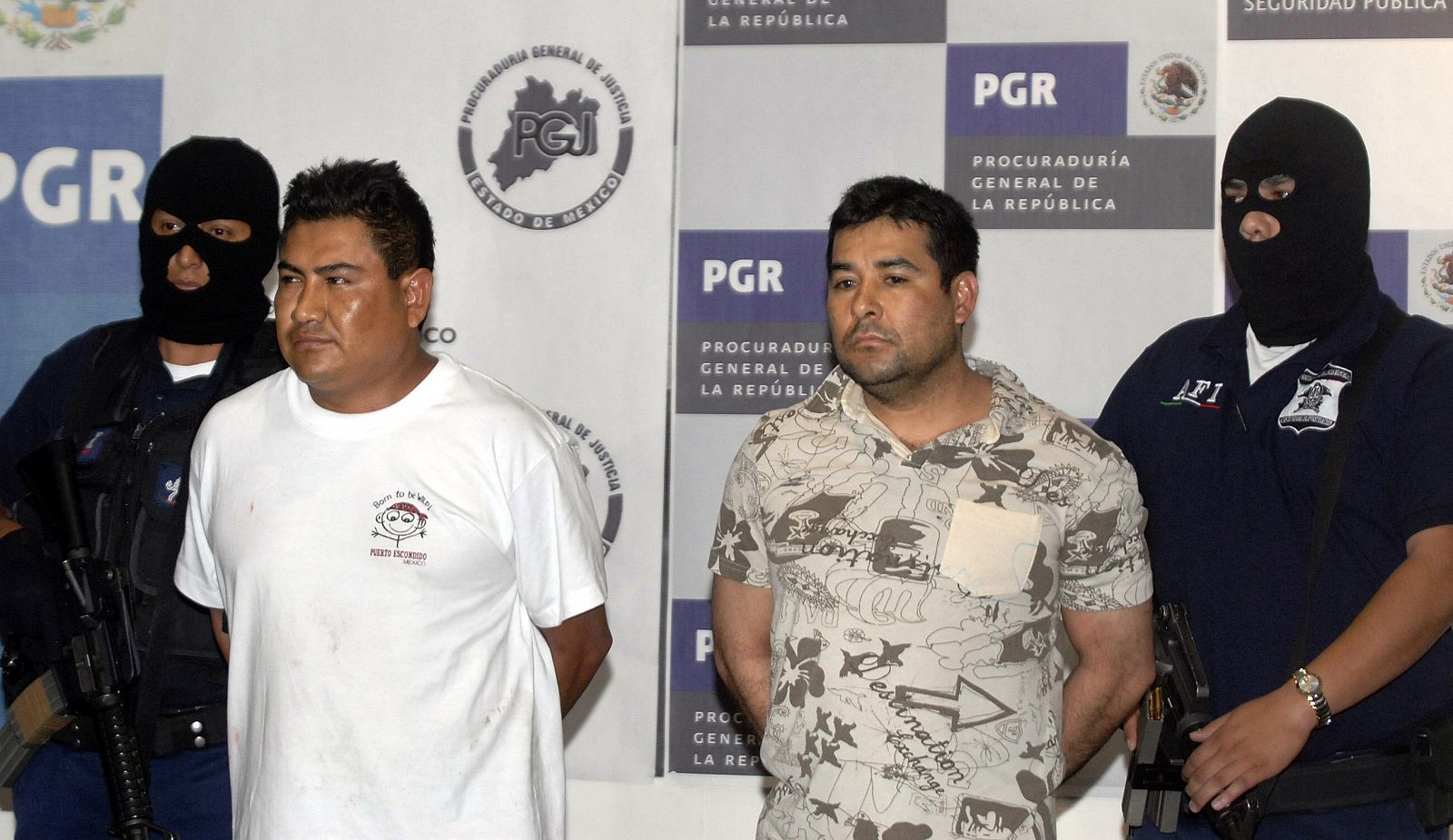 UN SICARIO Y UN JEFE POLICIAL, DETENIDOS POR MATANZA DE 24 PERSONAS EN MÉXICO