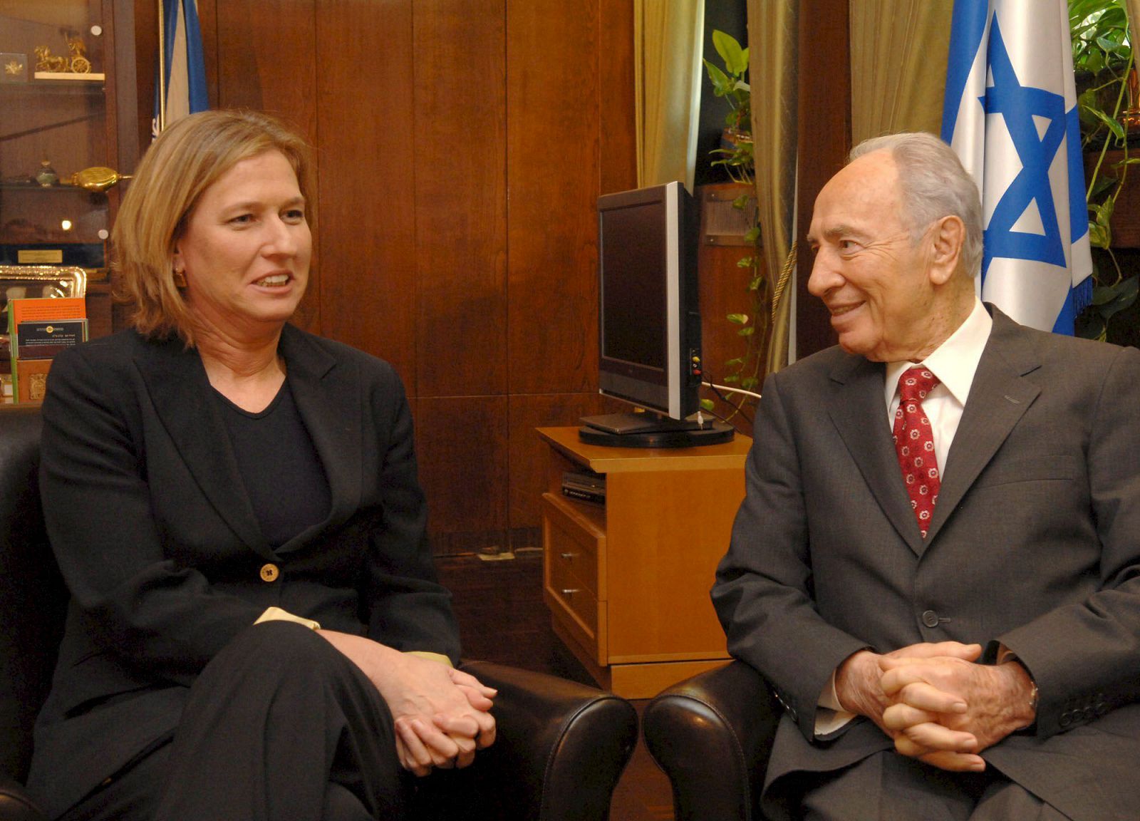 ENCUENTRO ENTRE EL PRESIDENTE ISRAELÍ, SIMON PERES, Y MINISTRA DE ASUNTOS EXTERIORES, TZIPI LIVNI