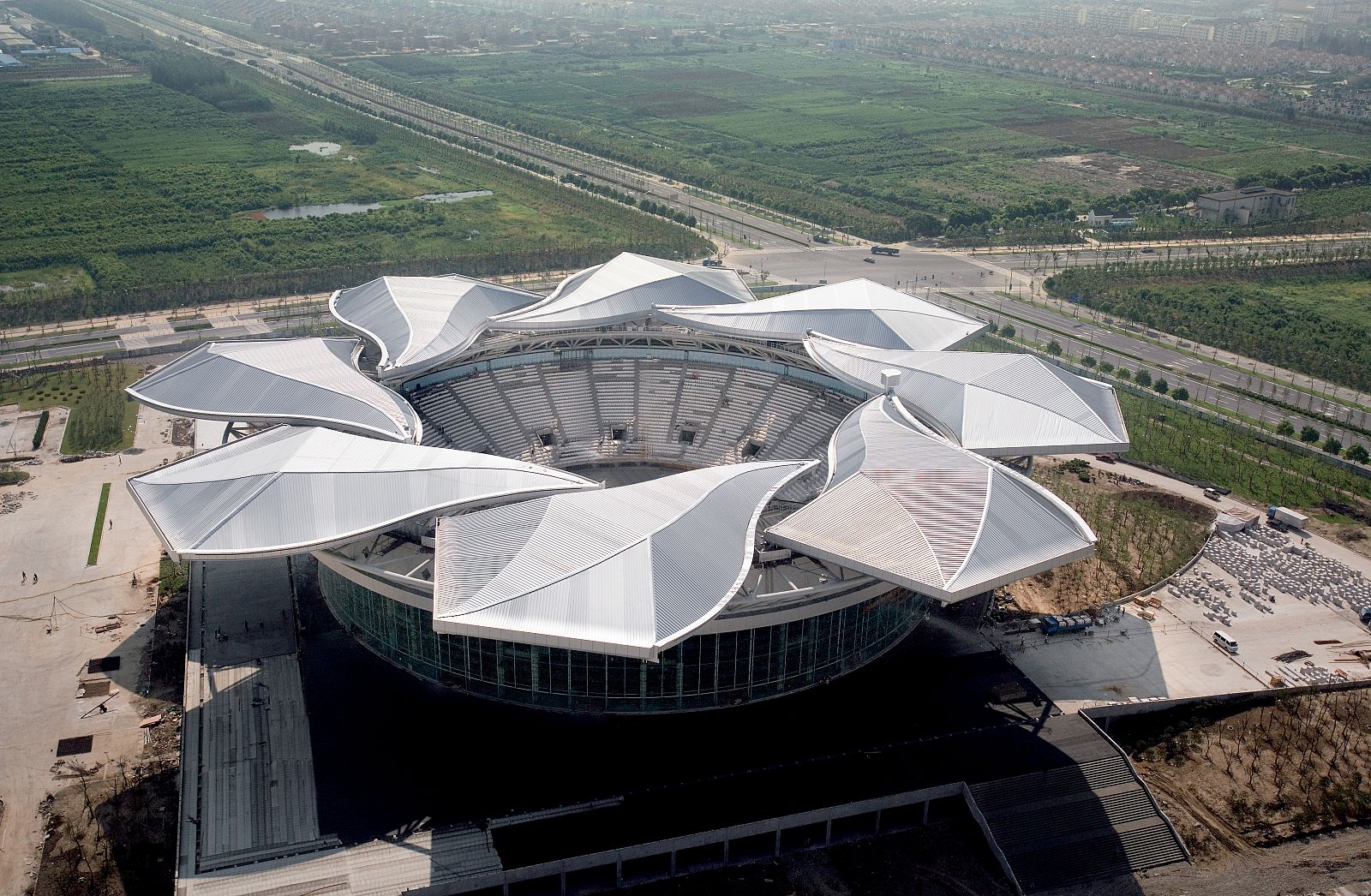 El estadio Qi Zhong de Shanghai verá este año por última vez a las mejores raquetas del mundo.