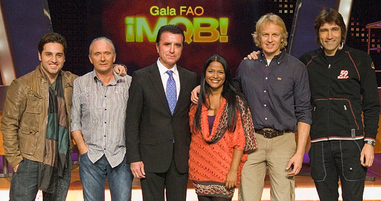 Algunos de los participantes en la gala "FAO ¡Mira quién baila!" 2008.
