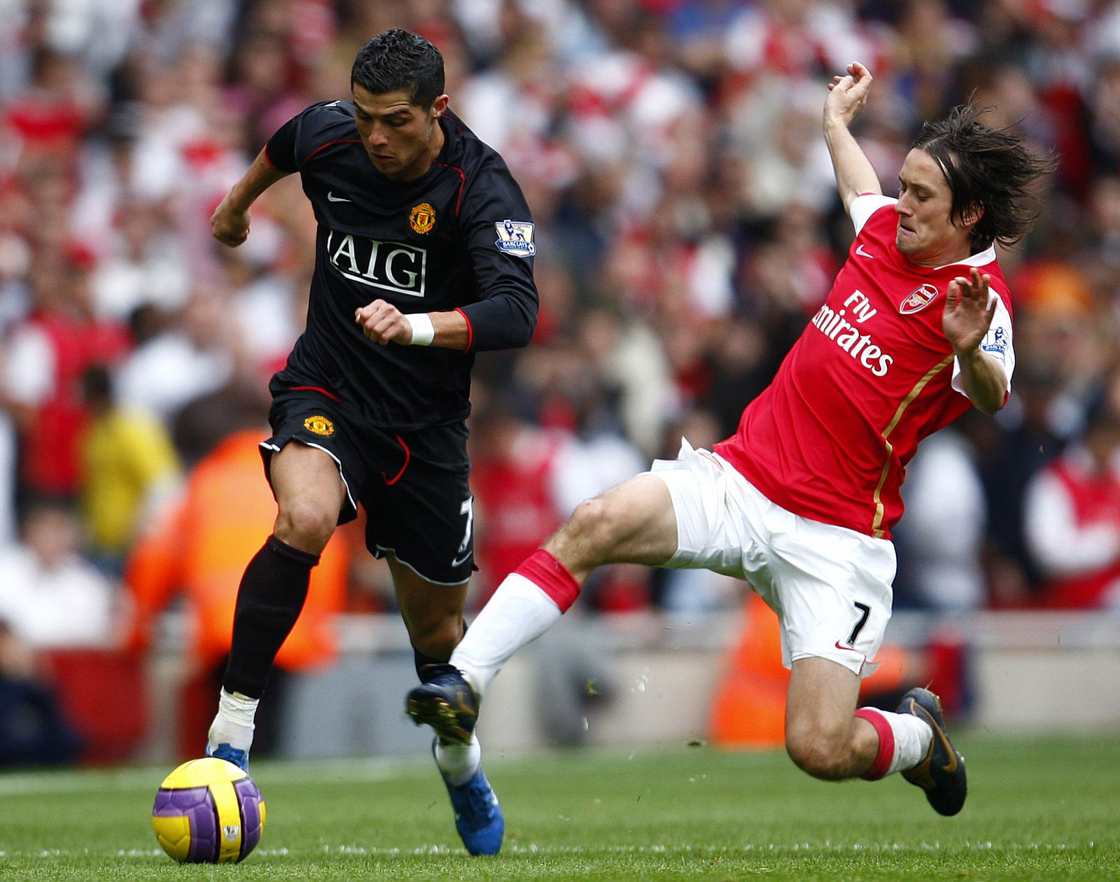 Arsenal - Manchester United es el encuentro más interesante de la duodécima jornada de la liga inglesa.
