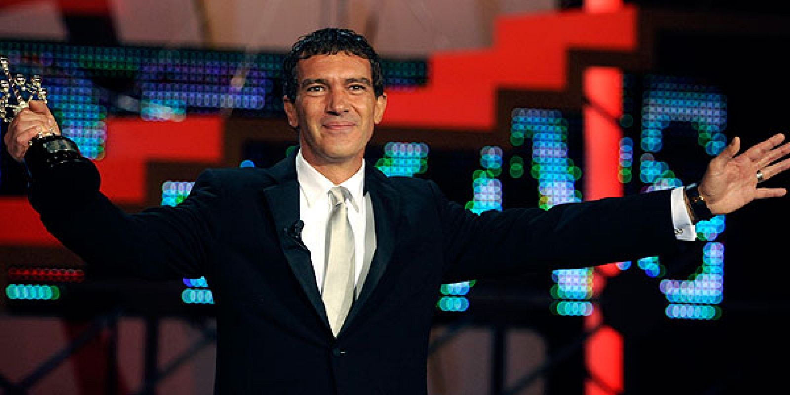 Antonio Banderas recoge el Donosti