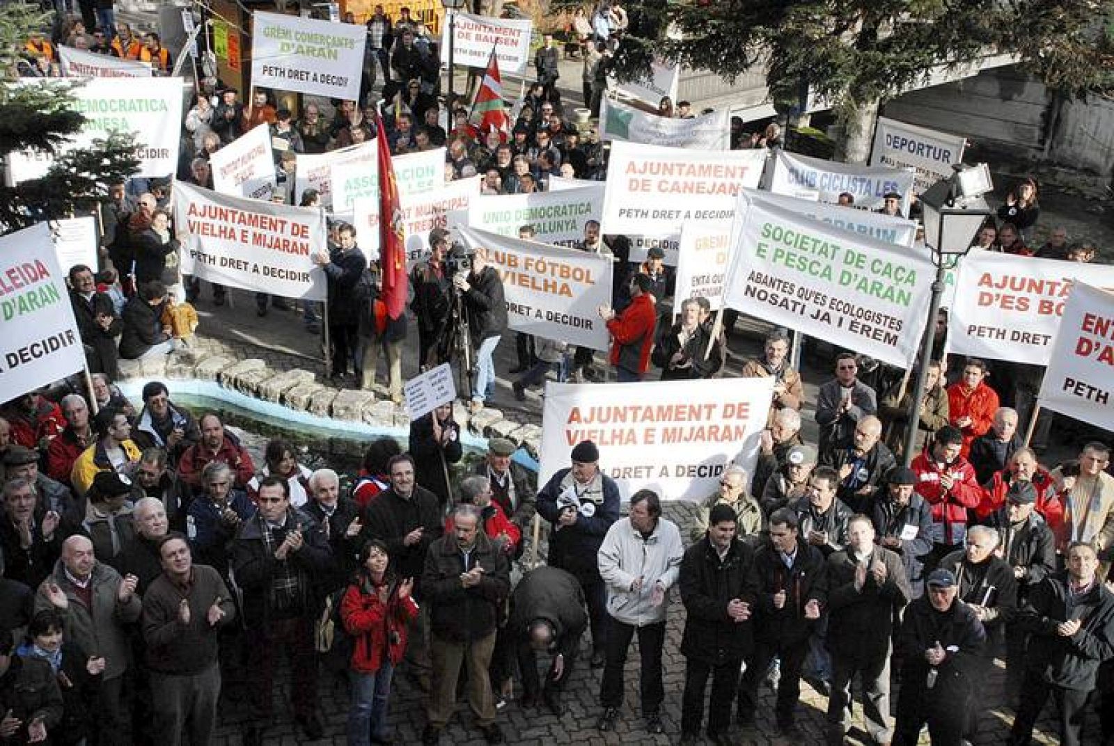 [CDA, UA]  Manifestación puerto de la Bonaigua ?w=1600&i=1228590094944