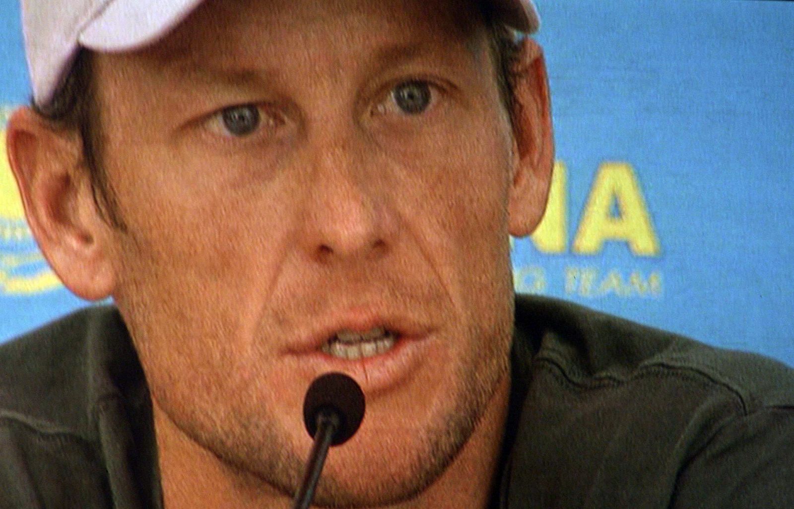 Lance Armstrong se ha convertido en todo un ejemplo para enfermos de cáncer.