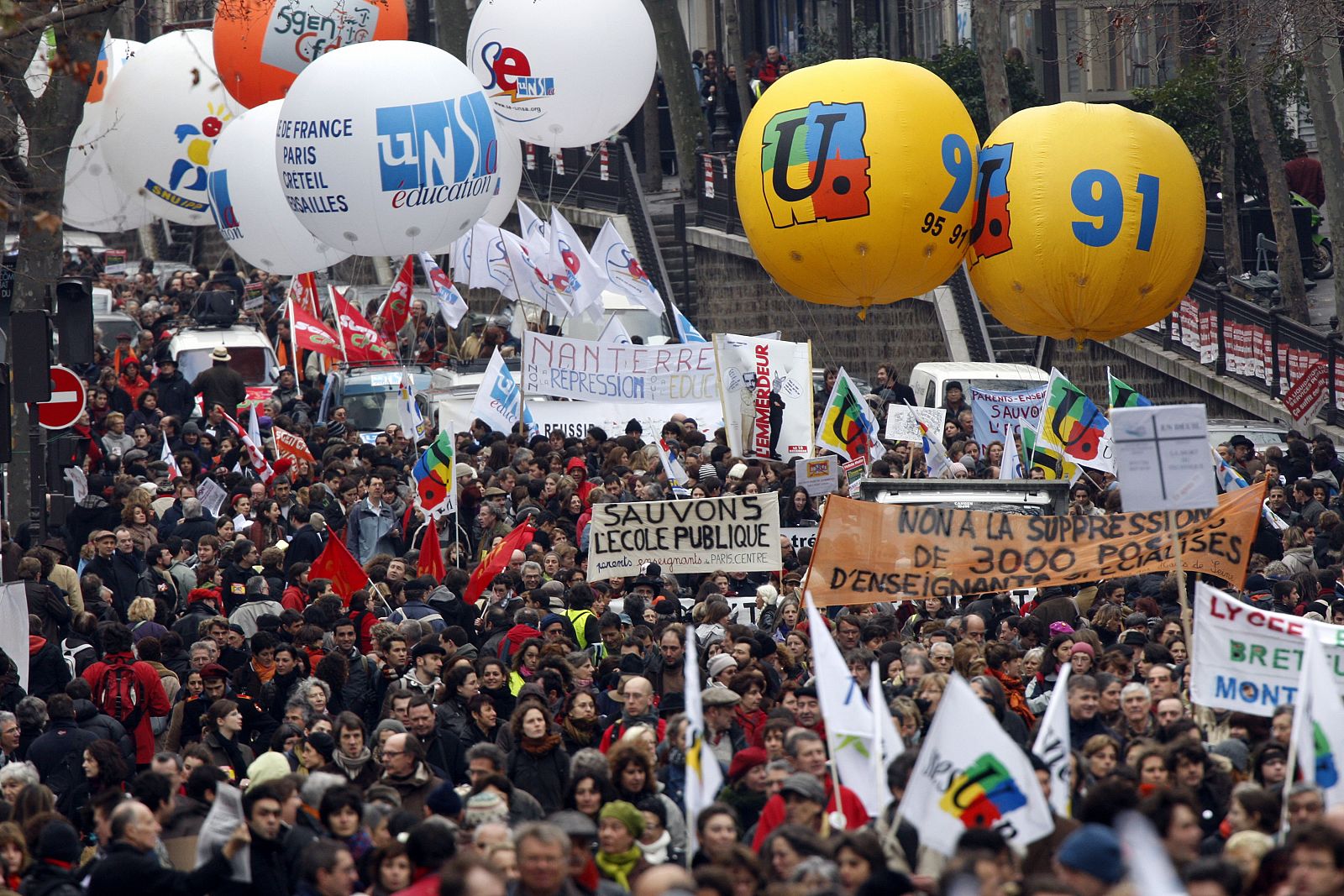 Unas 4.500 personas se han manifestado en París, donde ha tenido lugar la concentración más multitudinaria.