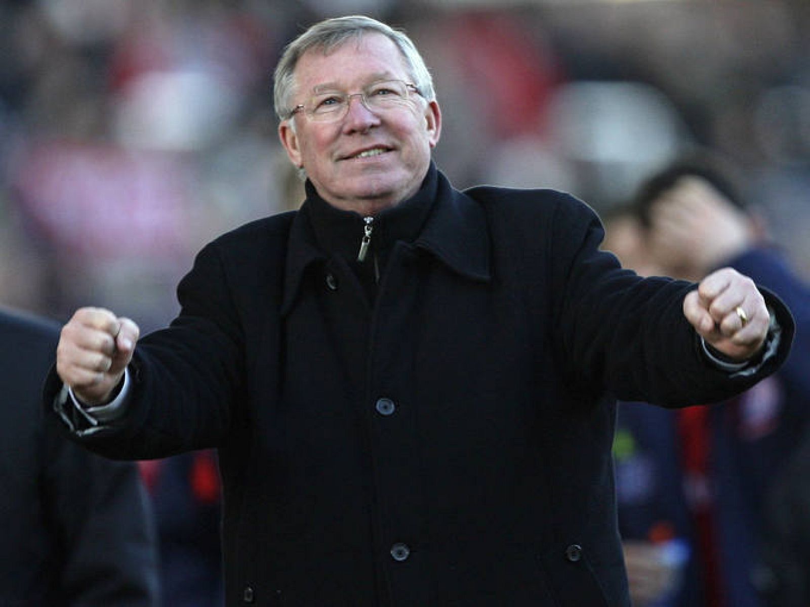 Alex Ferguson celebra un gol marcado por el Manchester United.