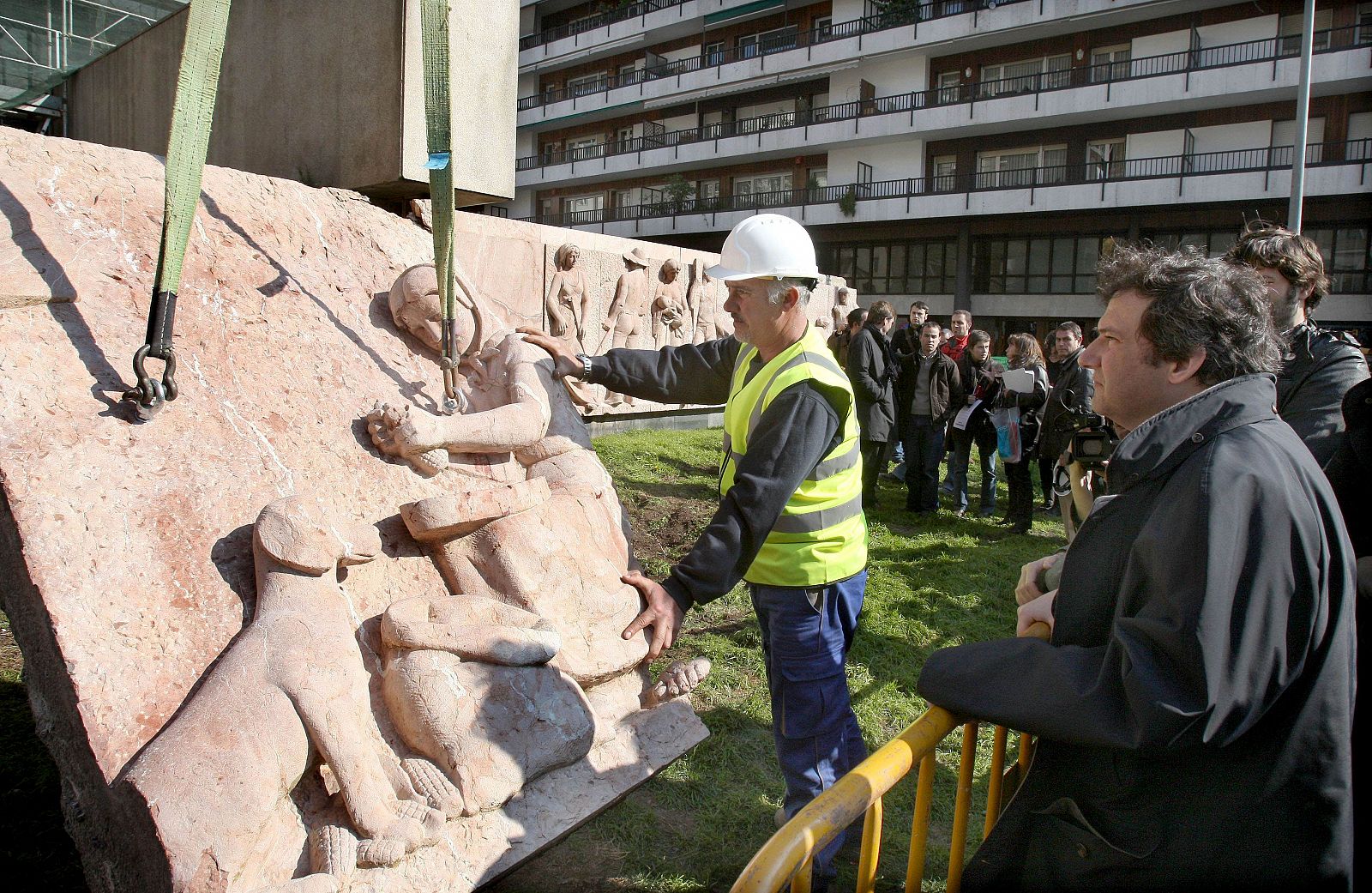 MONUMENTOS FRANQUISTAS