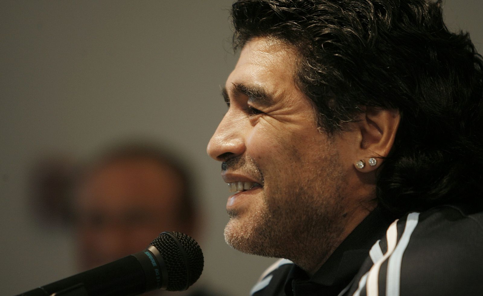 MARADONA: "MI NIETO ES 60 POR CIENTO MARADONA Y 40 POR CIENTO AGÜERO"