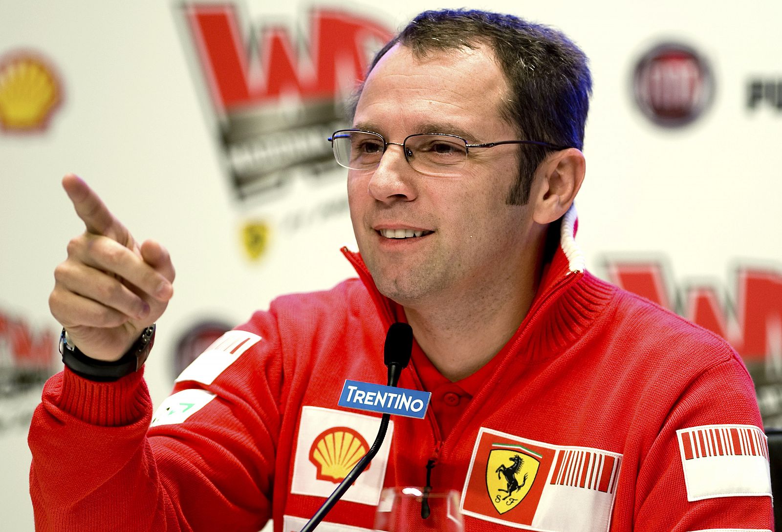 El director deportivo de la escudería Ferrari, Stefano Domenicali, durante una rueda de prensa.