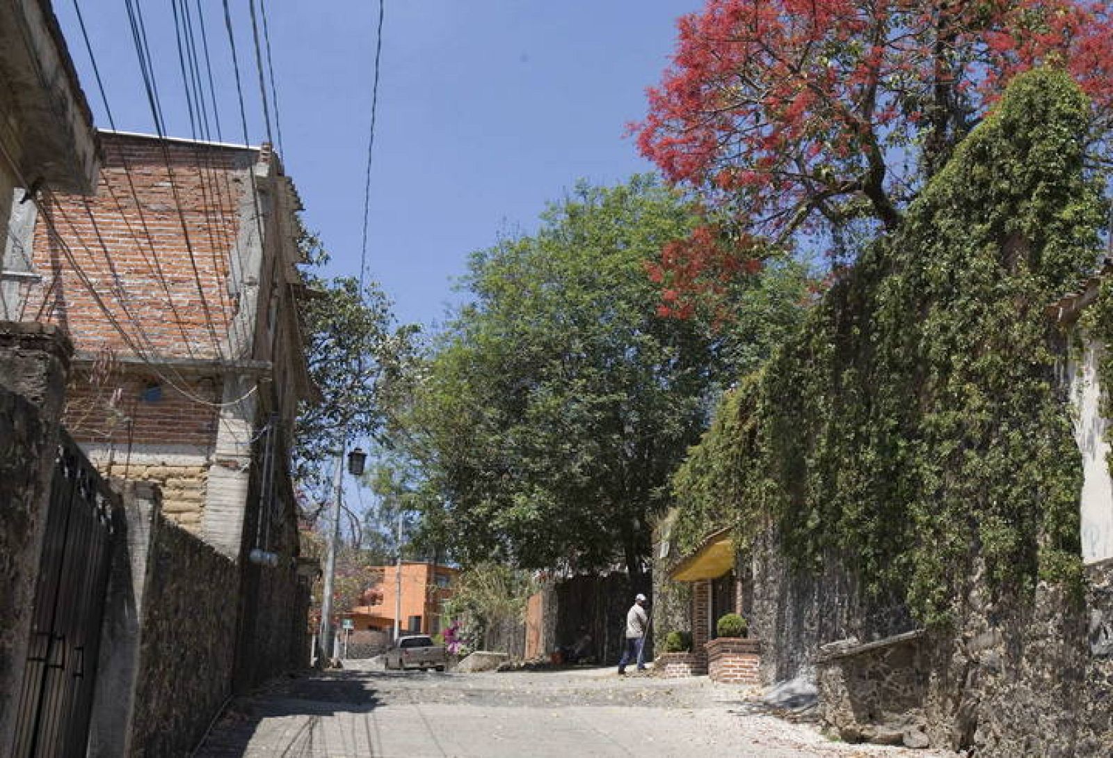 Aspecto del exterior de la casa donde habitaba José Pérez Díaz o "Pepe, el del Popular", en la calle Condesa de Tepoztlán, un pequeño pueblo situado a unos 70 kilómetros de Ciudad de México. 
