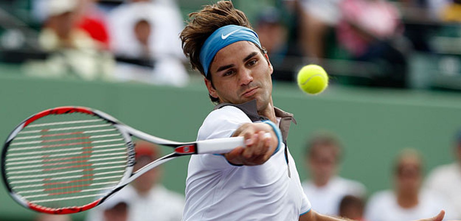 Federer tiene que luchar contra la historia del tenis.
