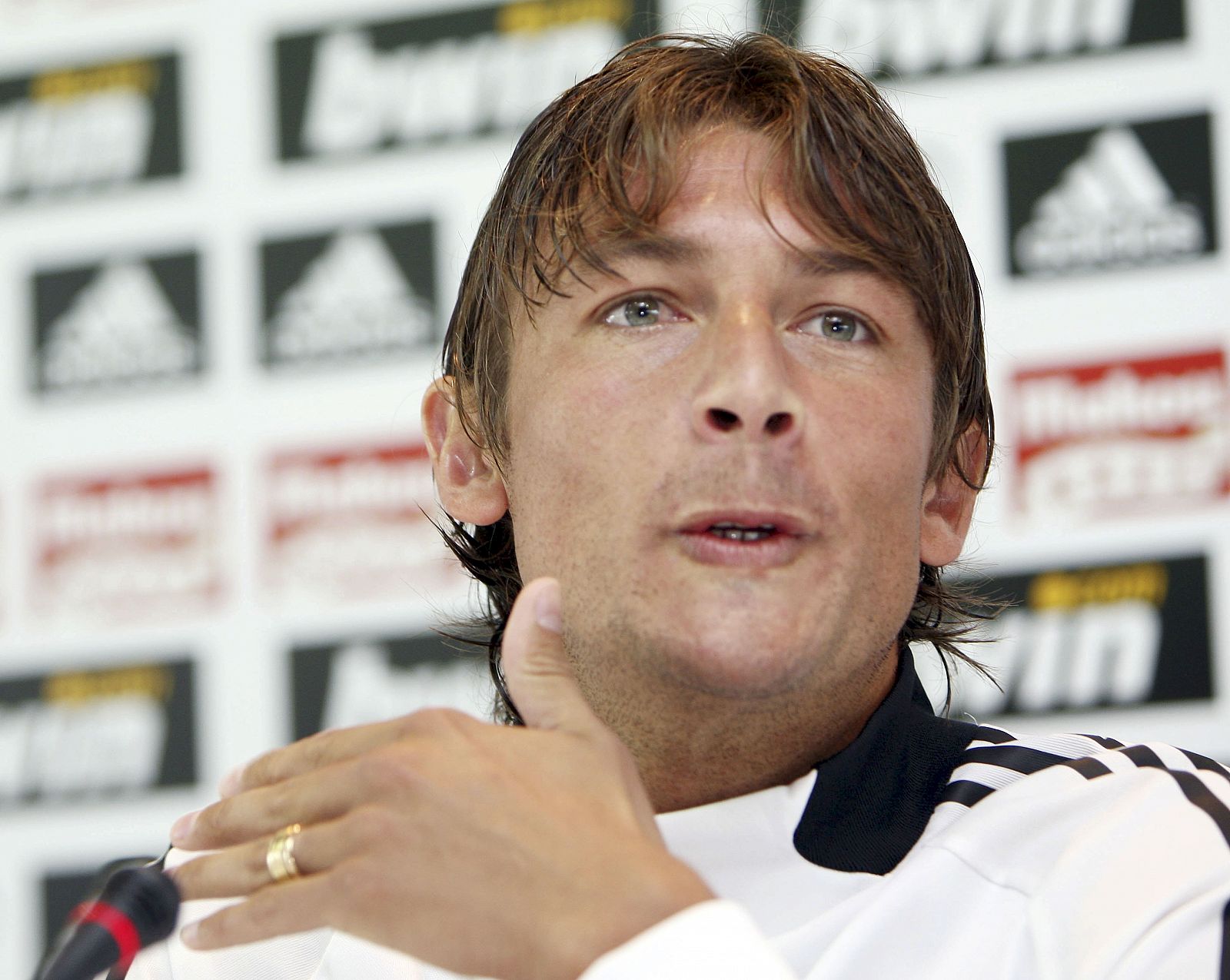 RUEDA DE PRENSA GABRIEL HEINZE