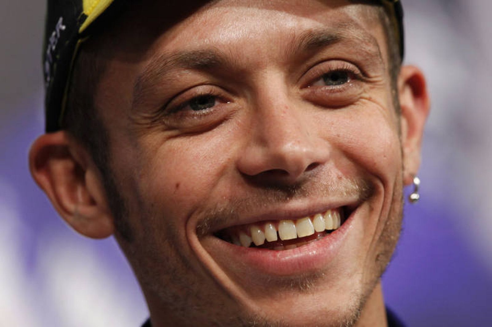 El centro de todas las miradas en Mugello es Valentino Rossi.