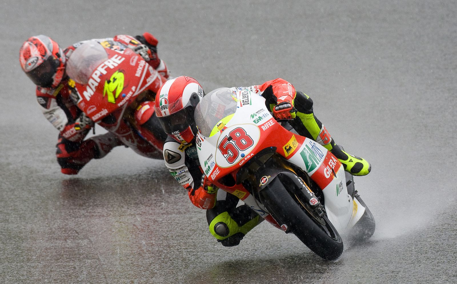 La pelea entre Bautista y Simoncelli por el Mundial será dura.