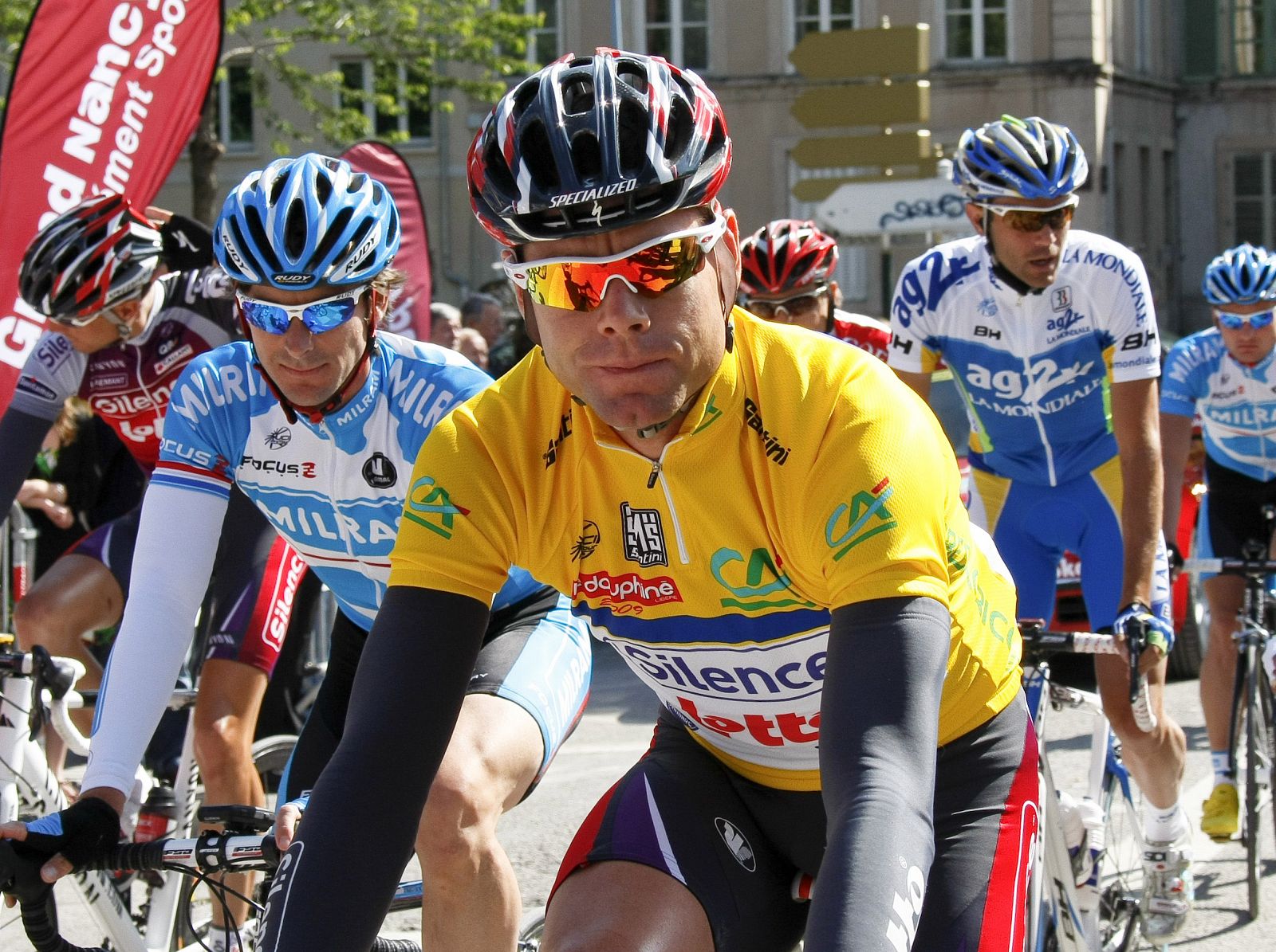 El australiano Cadel Evans (Silence Lotto) recupera el jersey de líder.