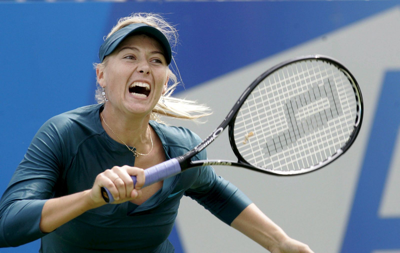 La tenista rusa Maria Sharapova, en pleno grito durante el pasado torneo de Queen's