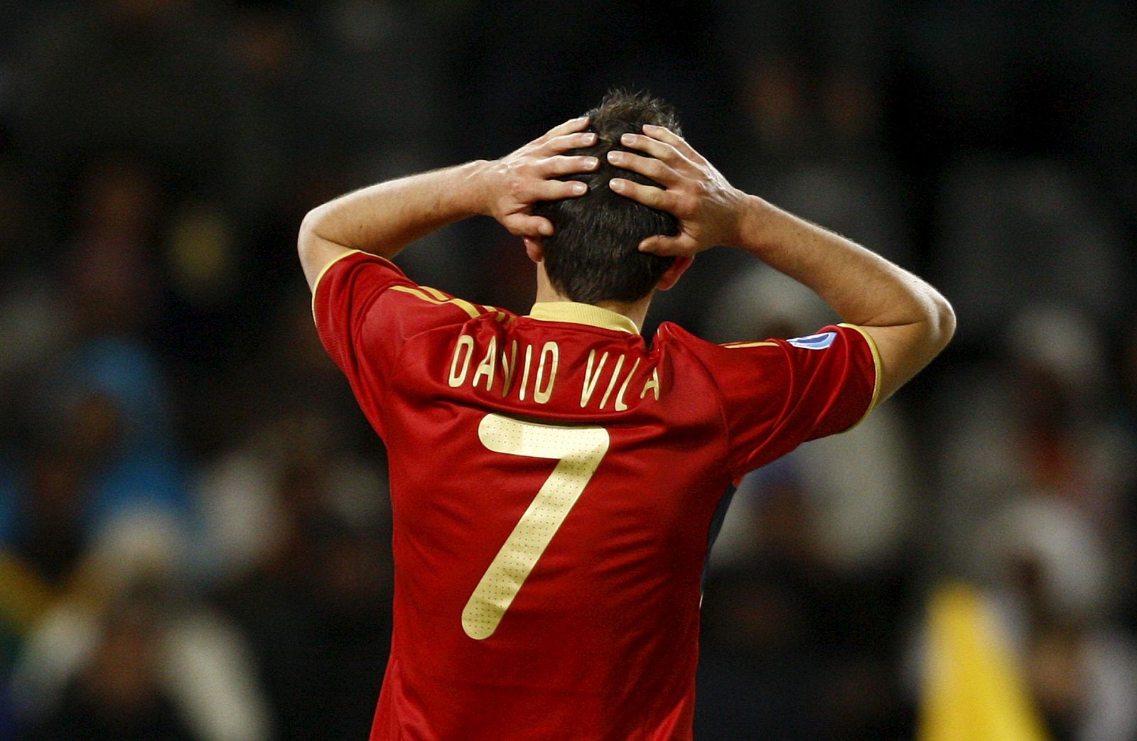 La imagen de desesperación de Villa resume los 90 minutos de partido.
