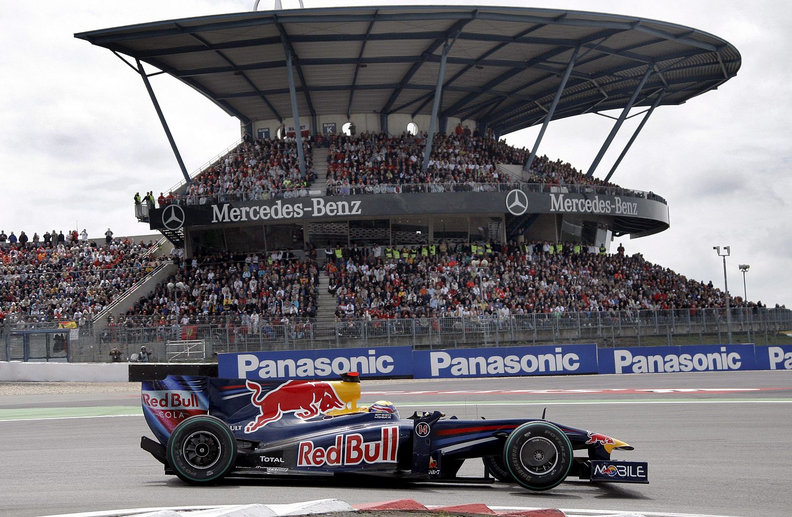 El piloto australiano de Fórmula Uno, Mark Webber, de la escudería Red Bull, ha ganado el Gran Premio de Alemania.