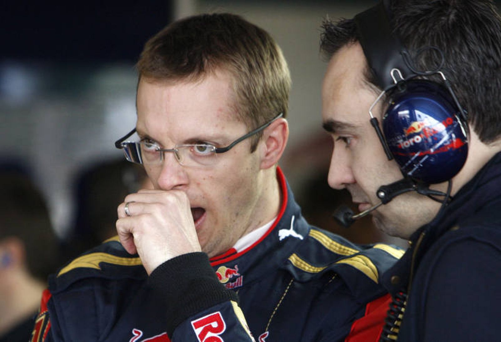Toro Rosso despide a Bourdais 