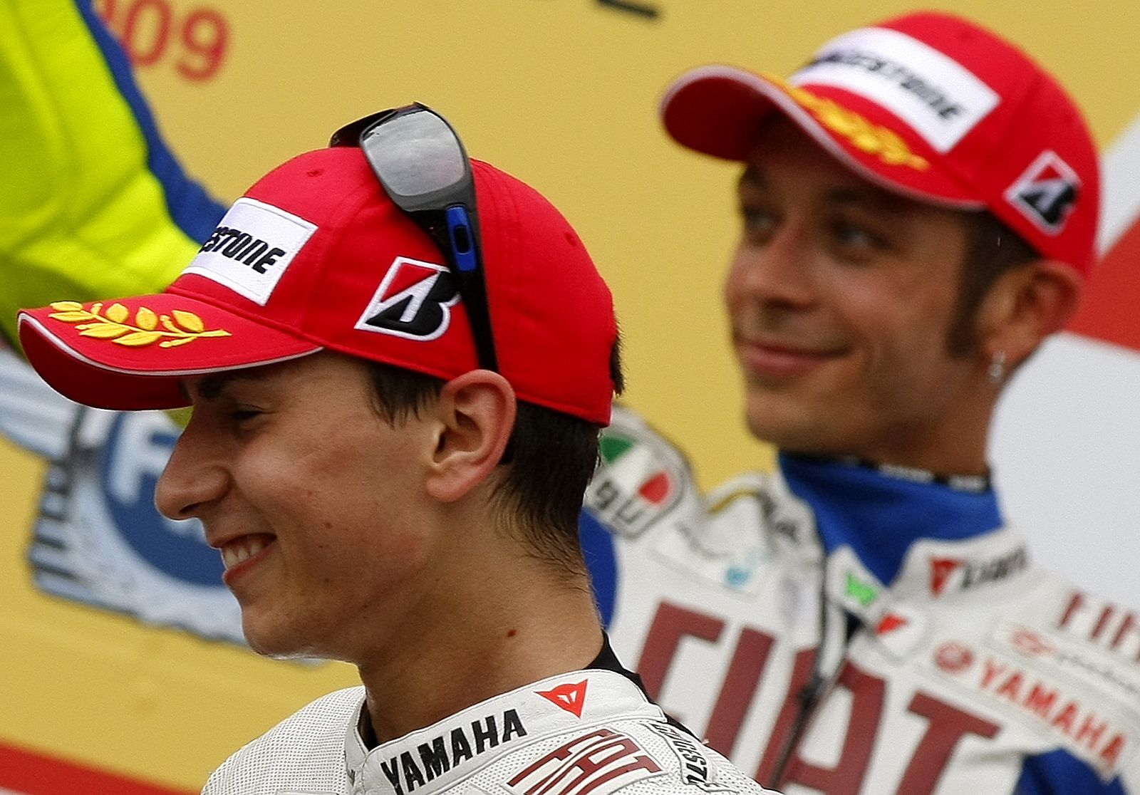 Rossi y Lorenzo protagonizarán enconados enfrentamientos dentro de la pista.