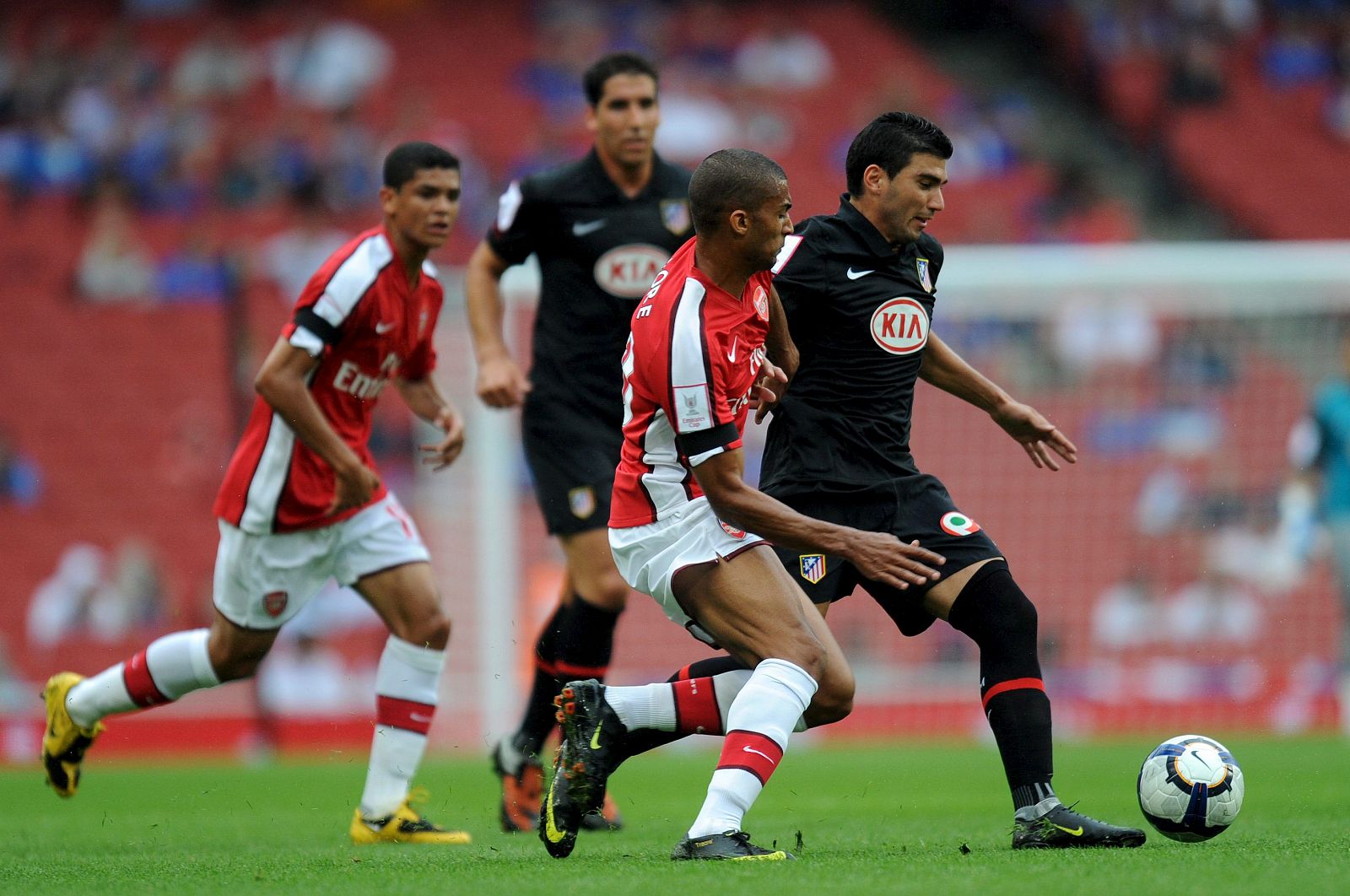 Reyes no deslumbró en su regreso al Emirates Stadium.