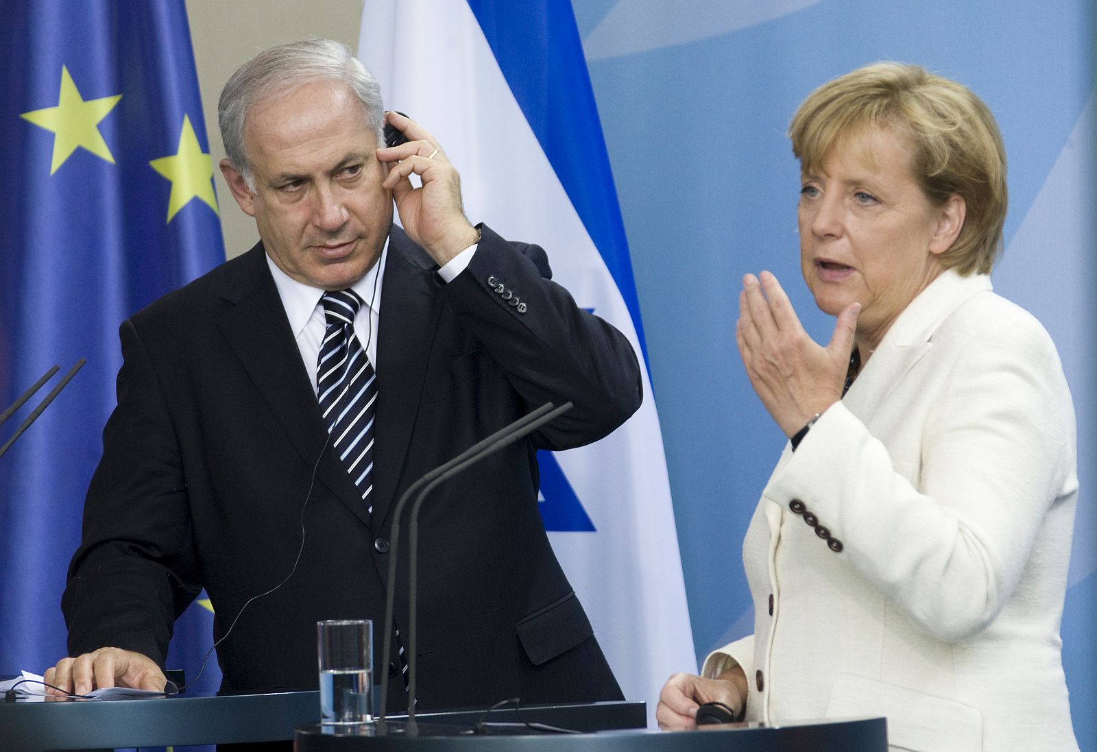 Merkel y Netanyahu durante la conferencia de prensa conjunta que han ofrecido en Berlín.