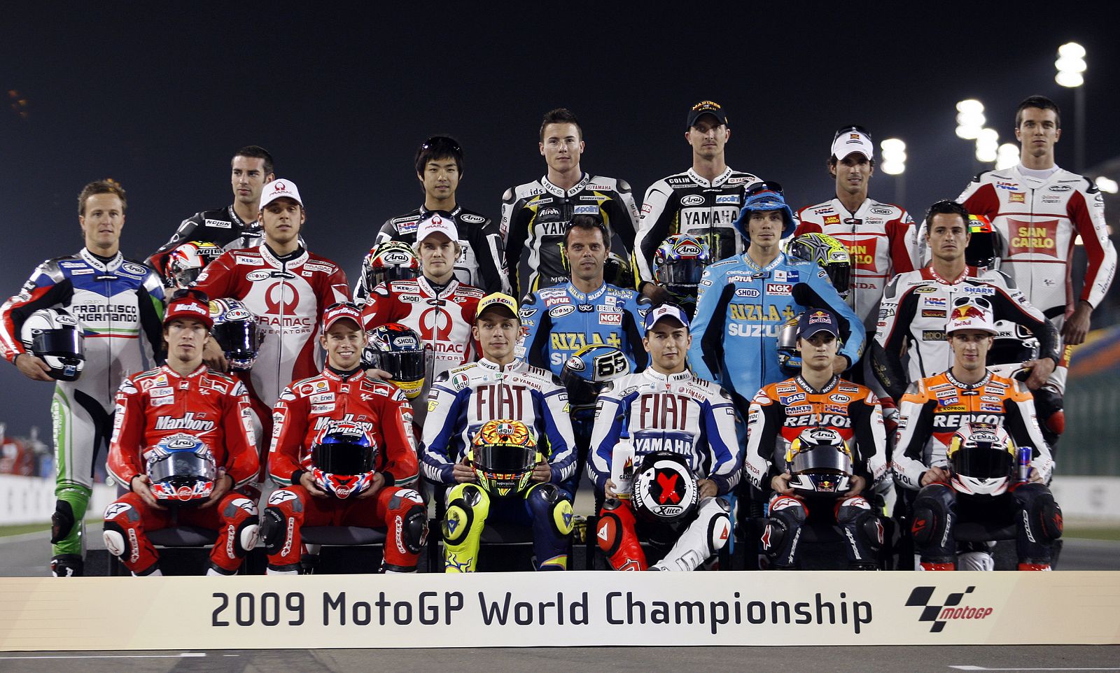 La foto oficial de los pilotos de MotoGP cambiará sustancialmente en 2010.