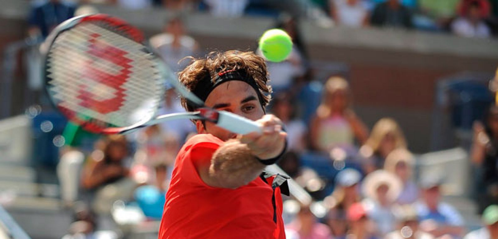 Roger Federer se ha impuesto al español Tommy Robredo.
