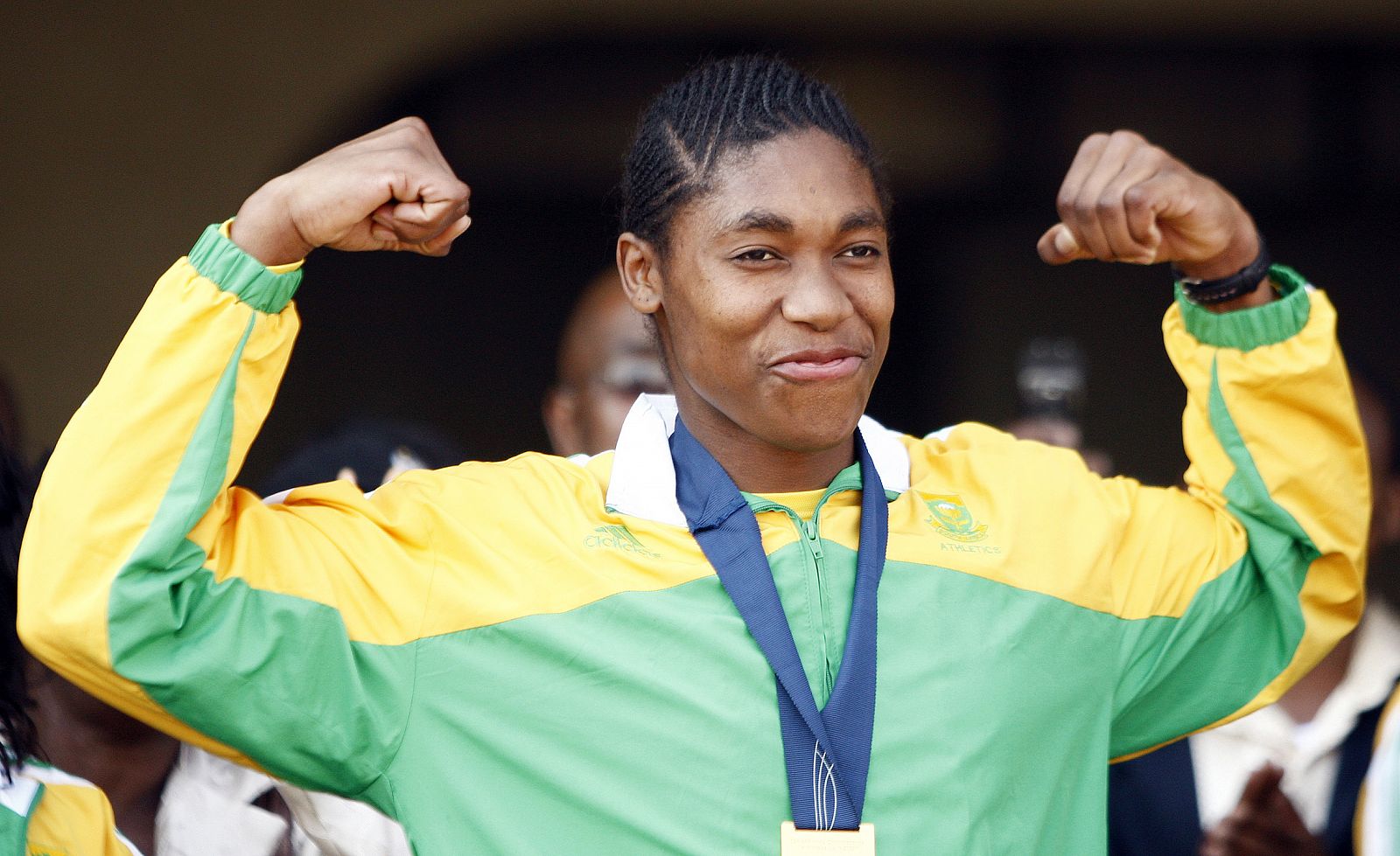 Caster Semenya en su llegada a Johannesburgo