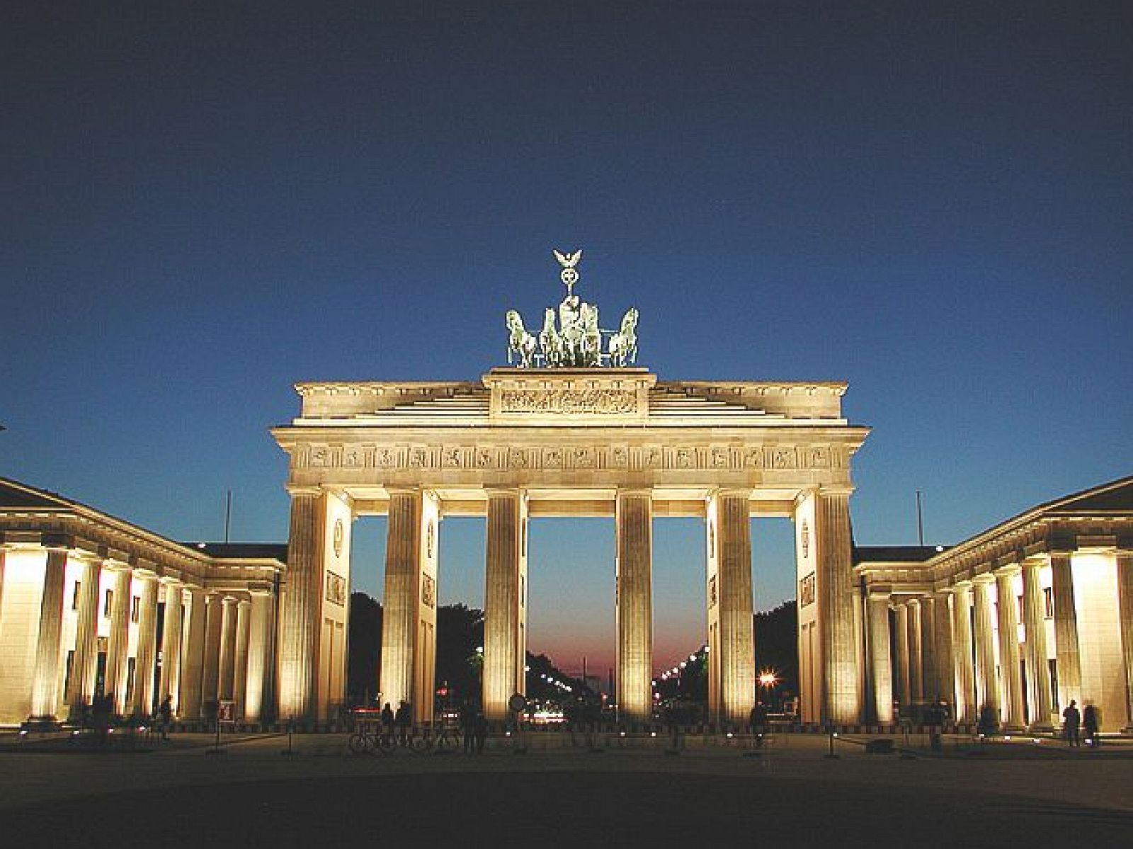 La Puerta de Brandenburgo es uno de los símbolos de la capital alemana.