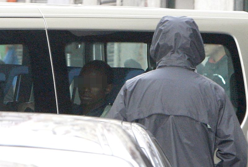 La Fiscalía de Menores de la Audiencia Nacional ha ordenado el ingreso en un centro de protección de menores de uno de los piratas detenidos por el secuestro del barco atunero español "Alakrana".