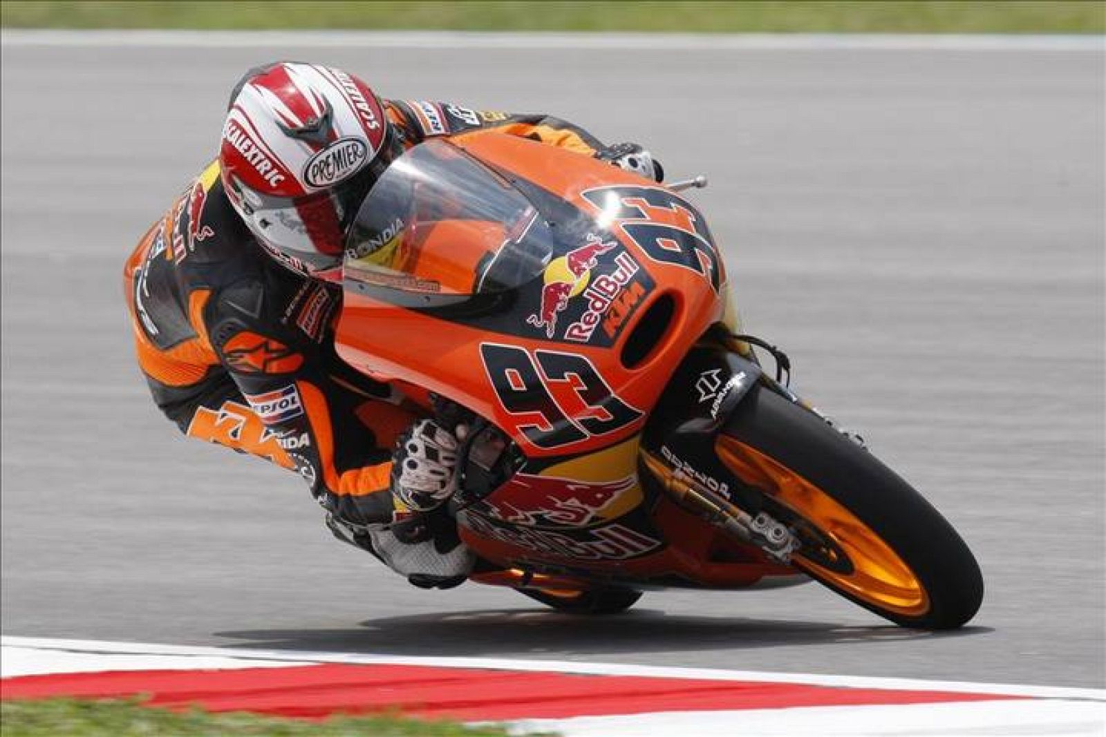   Marc Márquez logró en Sepang su segunda 'pole' del año.