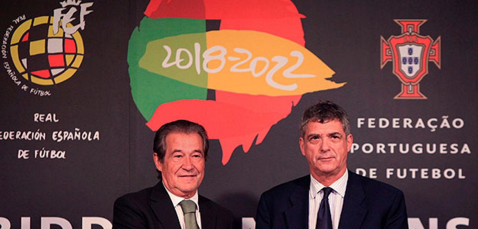 Los presidente de las Federaciones de Fútbol de Portugal y España en la presentación de la candidatura Ibérica.