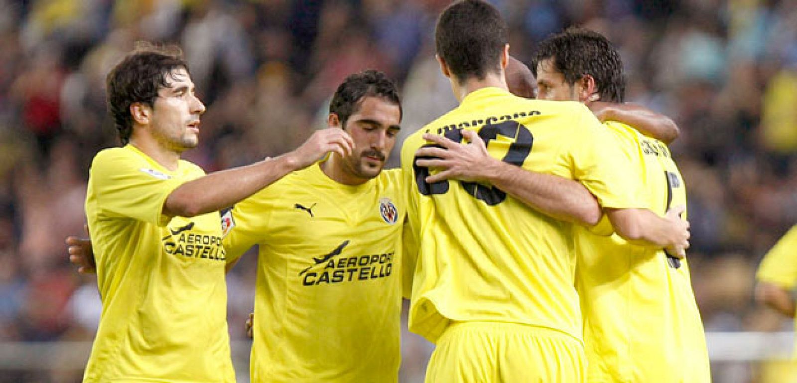 El Villarreal celebra el gol del empate anotado por Pirés.