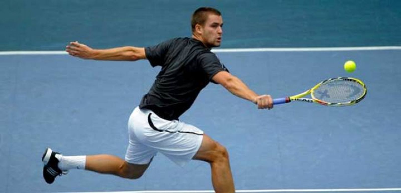 Youzhny vence a Davydenko y se mete en la final de Valencia.