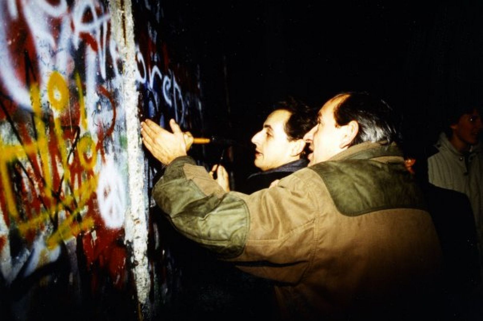 El presidente de Francia recuerda en su página de Facebook cómo vivió la caída del Muro de Berlín, el 9 de noviembre de 1989.